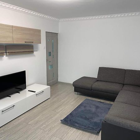 Eric Apartment Buzău Esterno foto